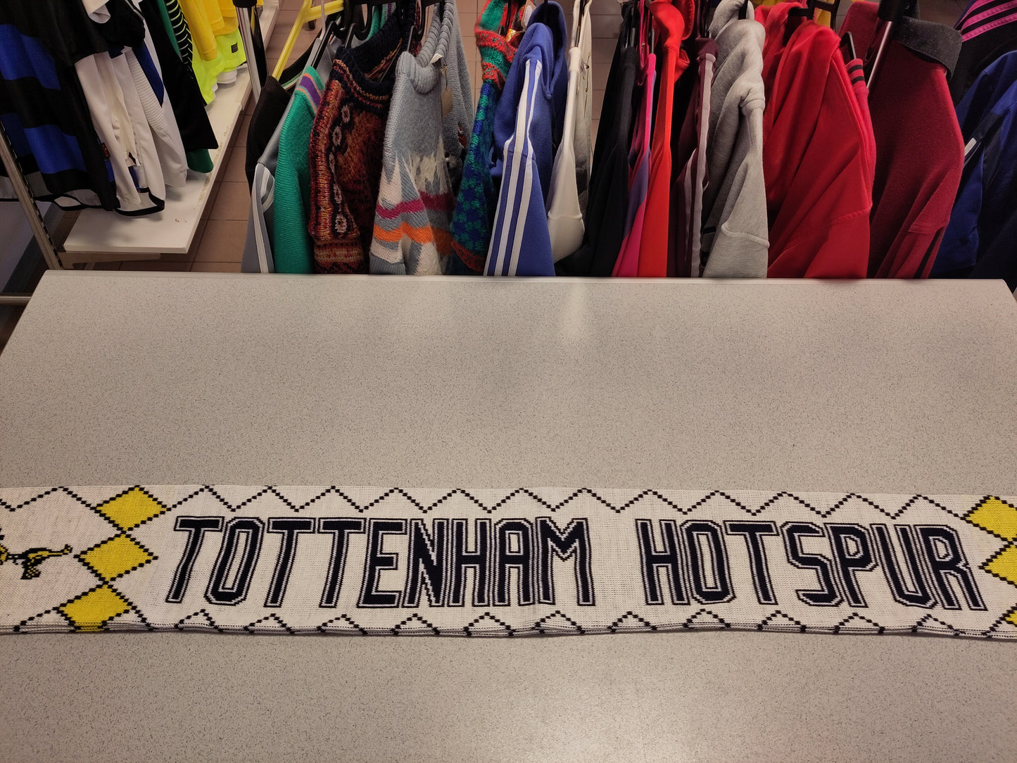 Tottenham scarf