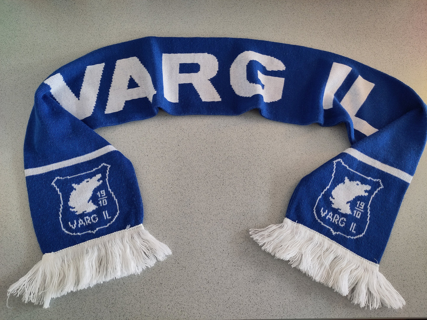Varg IL scarf