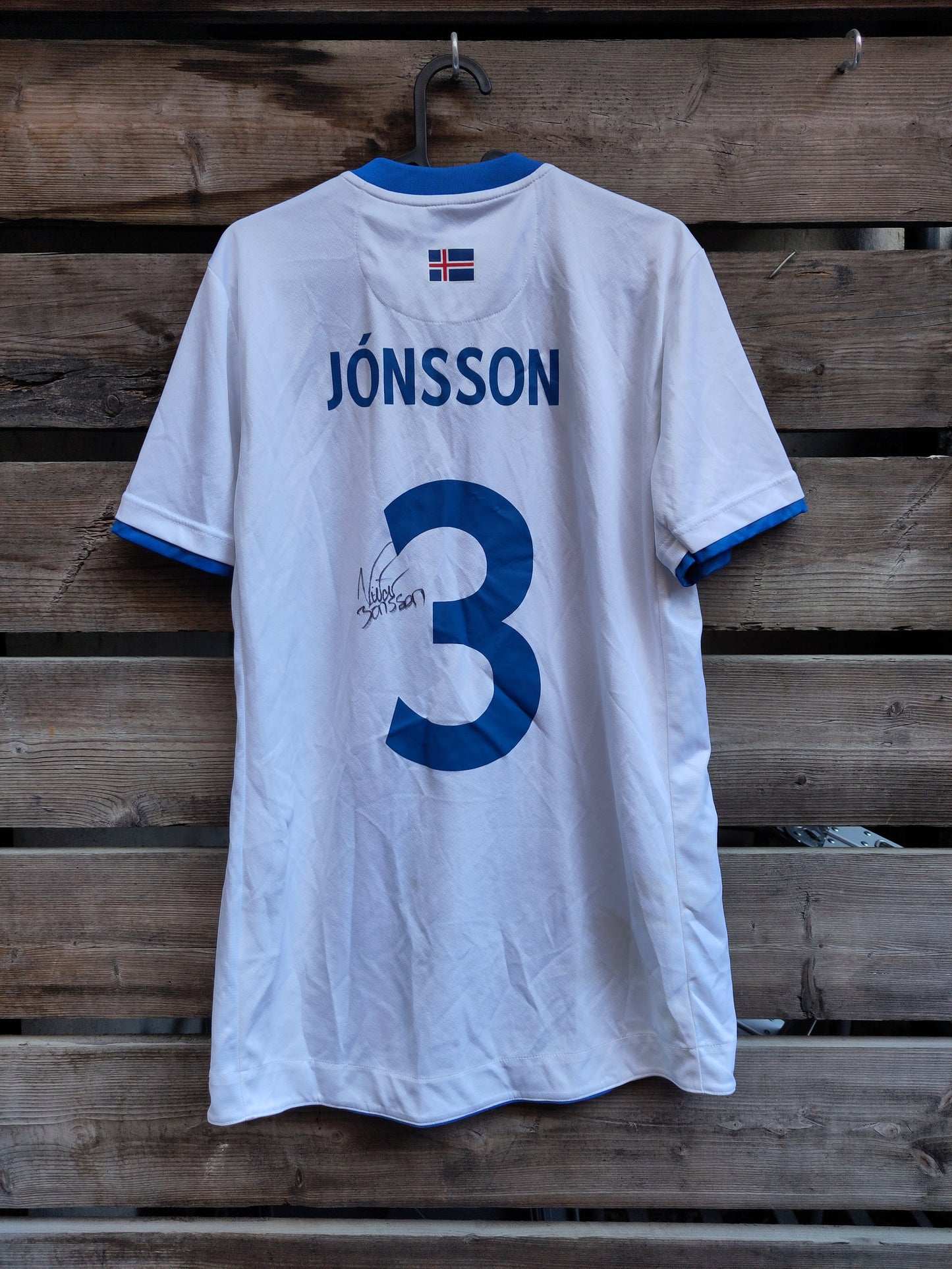 Island drakt 2017 borte utøverbrukt/kampbrukt og signert Viðar Ari Jónsson (#3)