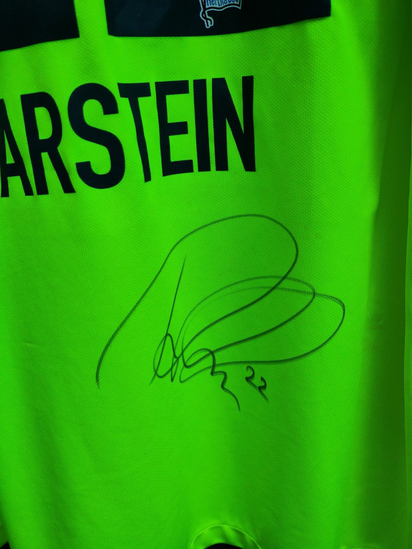 Hertha Berlin goalkeeper Jarstein jersey, player/match worn and signed