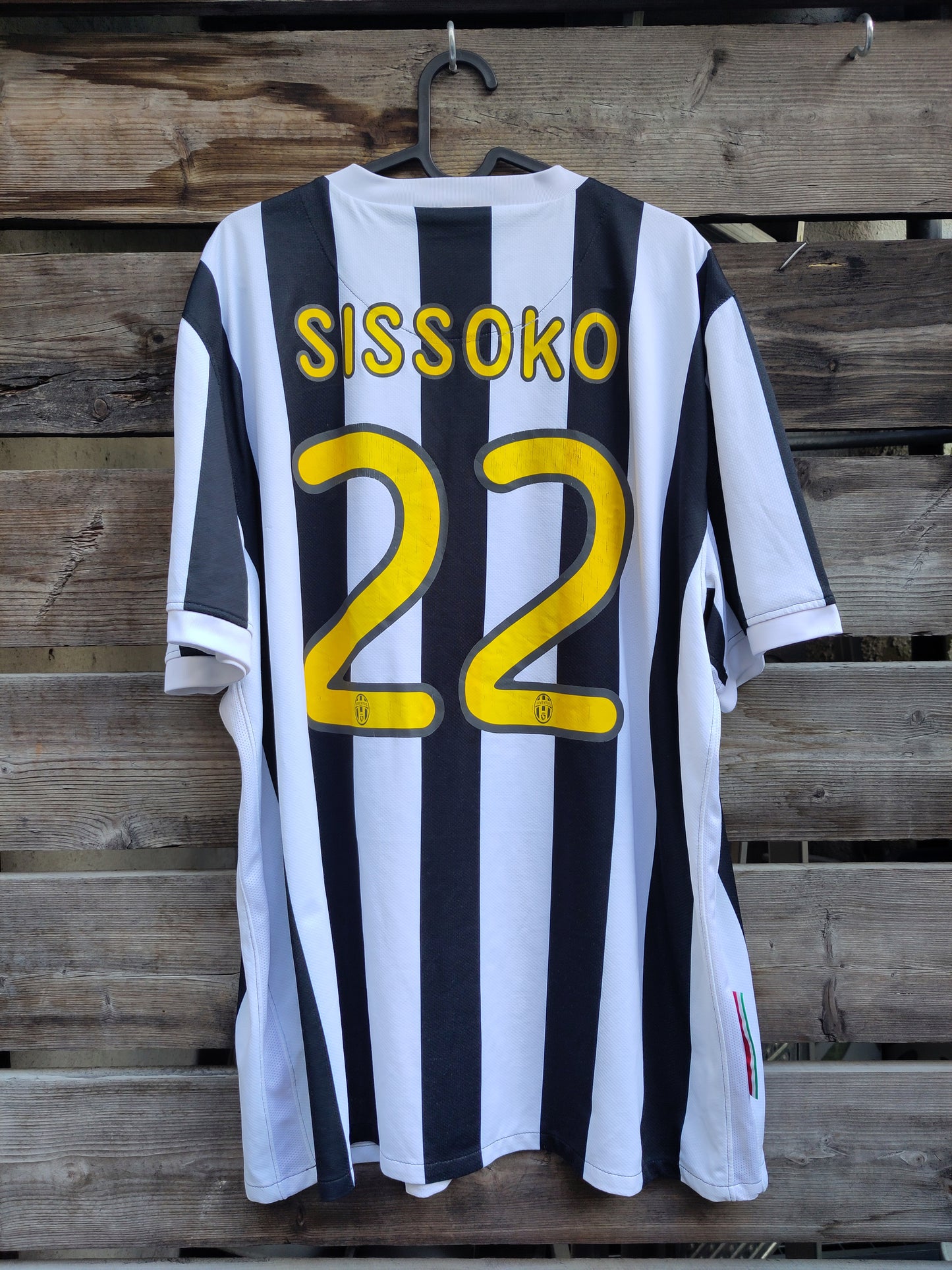 Juventus shirt 2009-10 home Sissoko