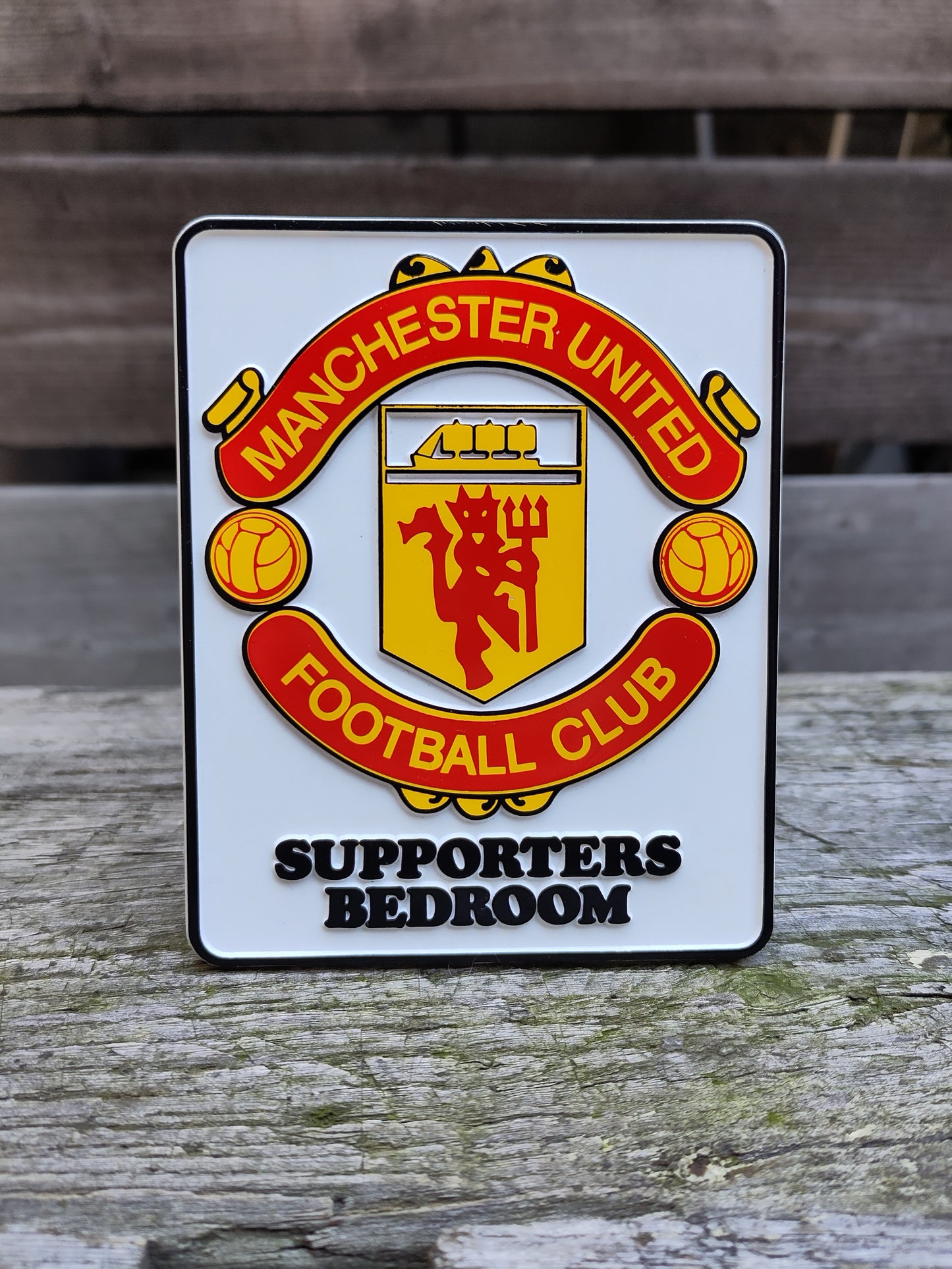 Manchester United separate Supporters Bedroom