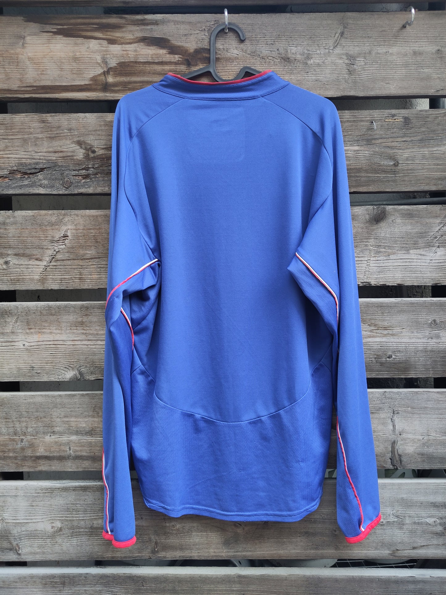 Vålerenga drakt 2005 hjemme