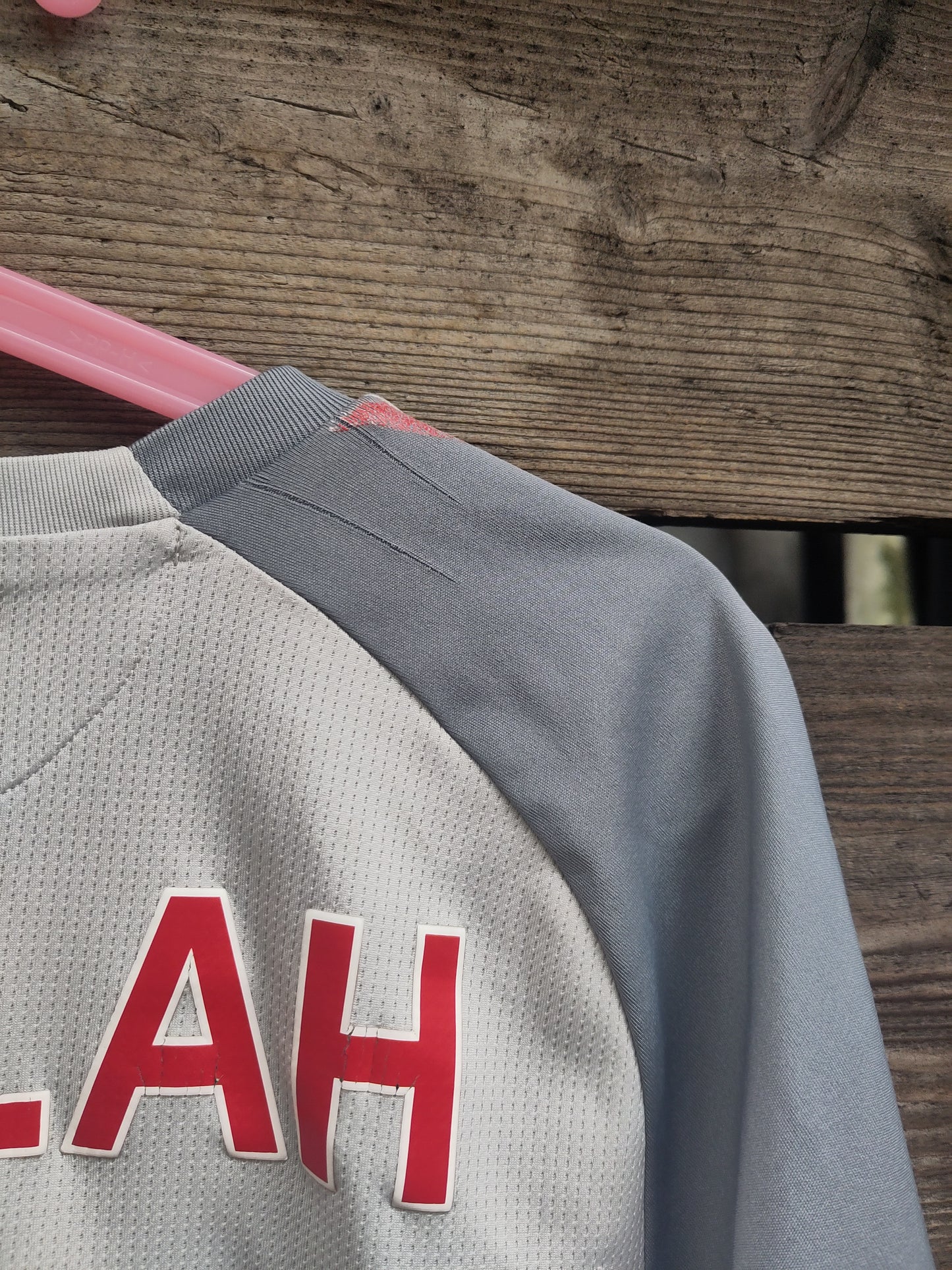 Liverpool drakt 2018-19 tredje Salah ungdom (slitt)