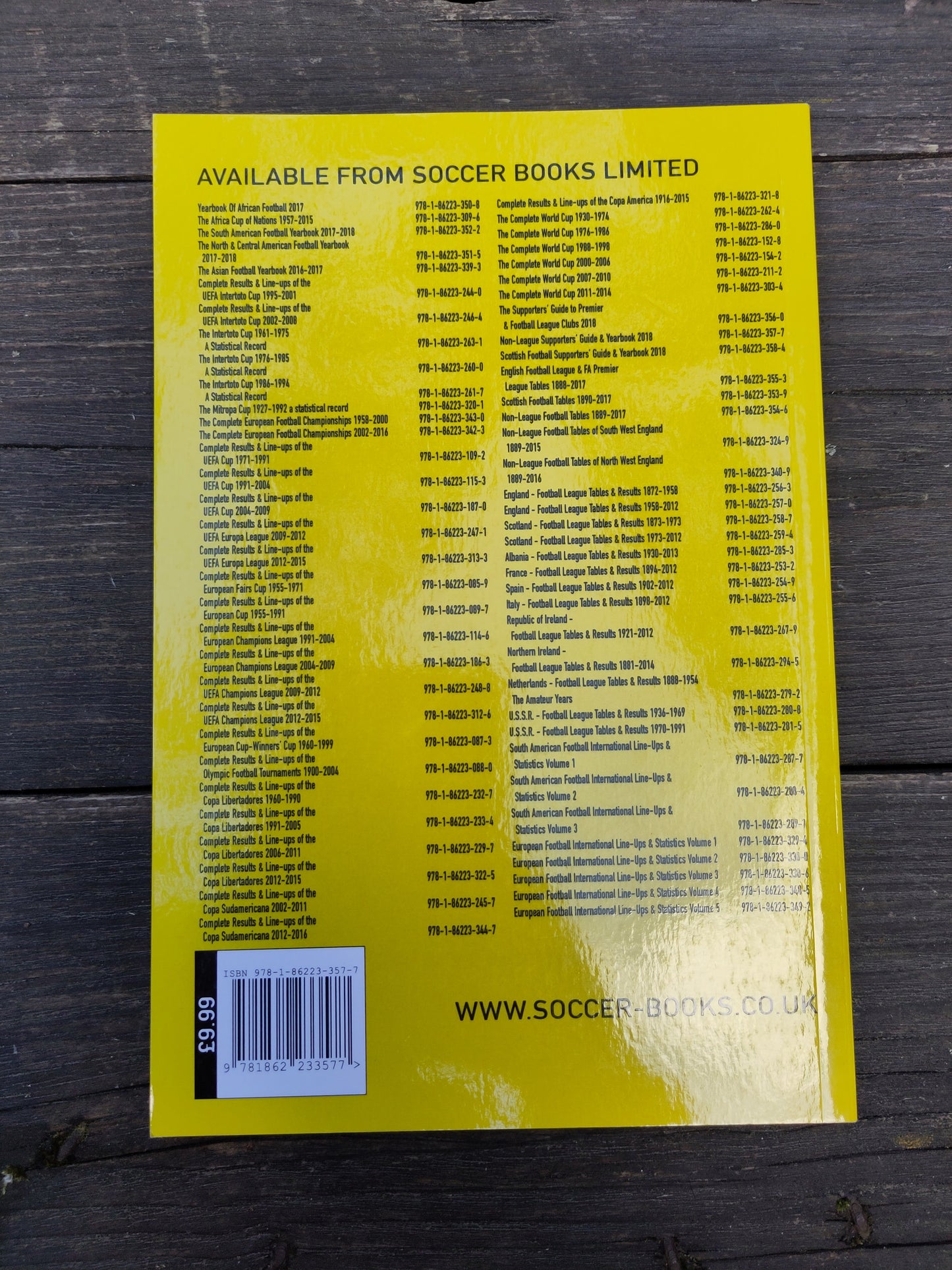 BOK: Non-League Supporters Guide & Yearbook 2018