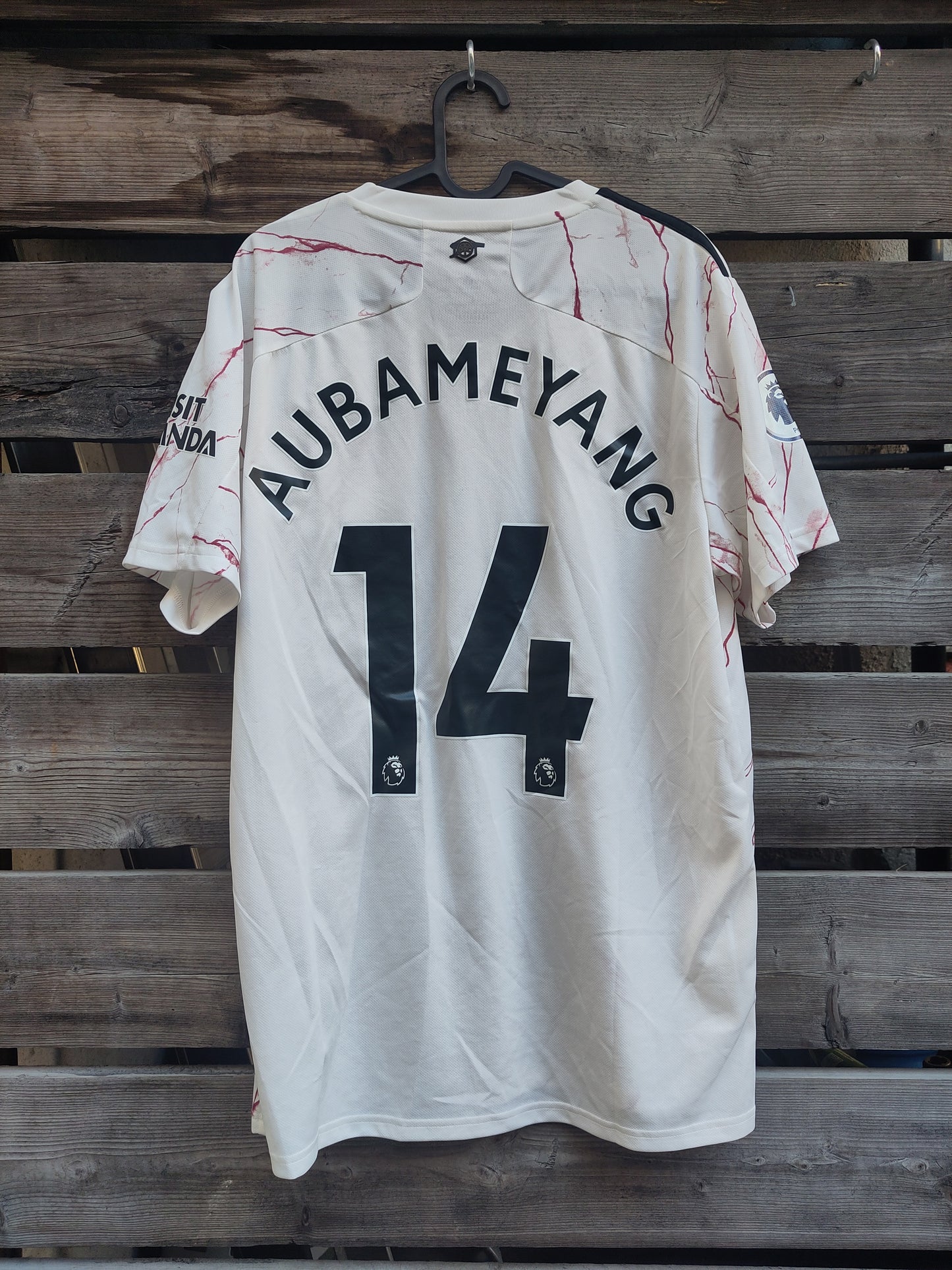 Arsenal away kit 2020-21 Aubameyang