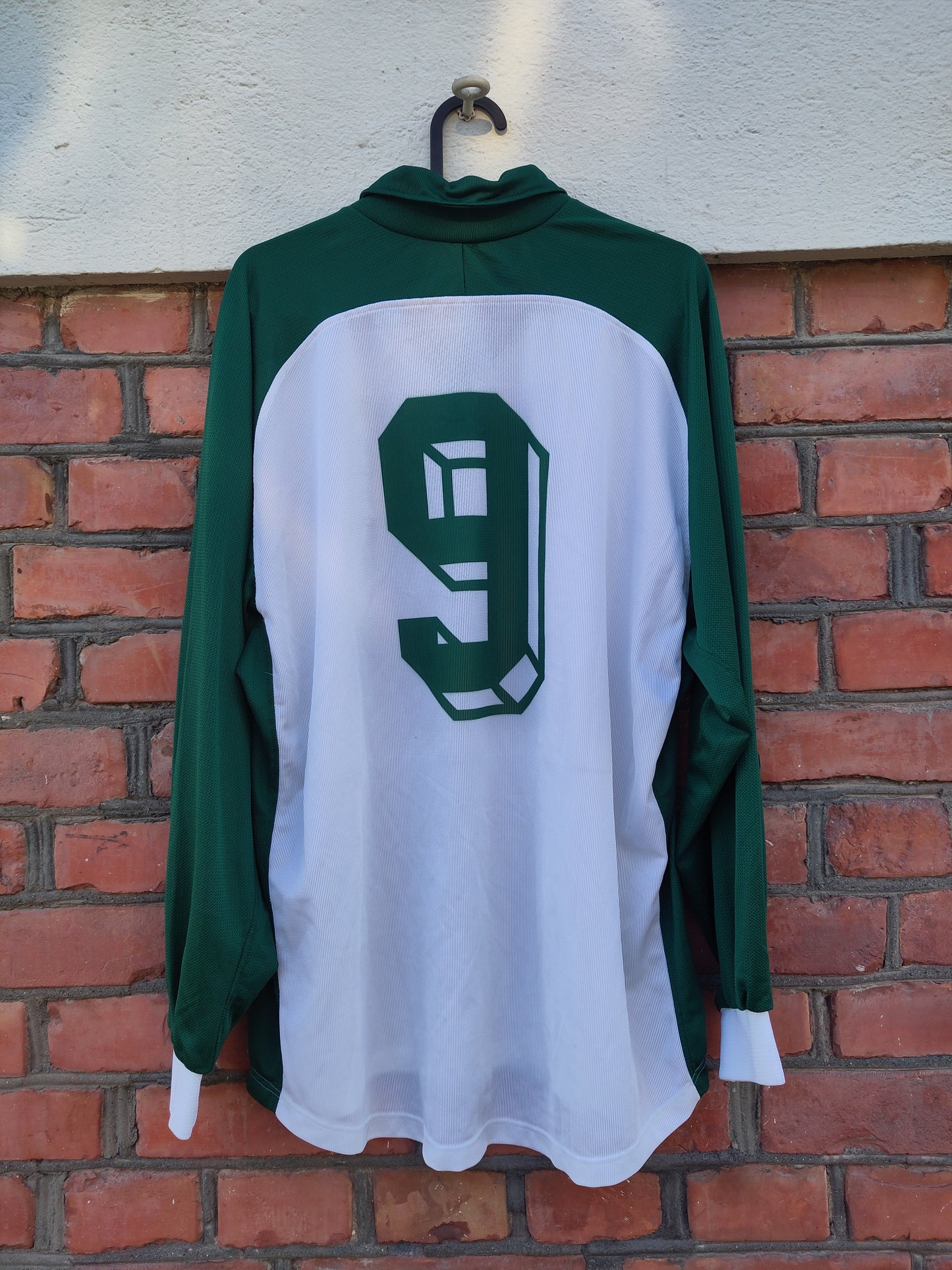 Til demensforskning + Barnekreftforeningen: Slovenia MATCHWORN Udovic shirt 1999 (Euro 2000 qualifier)
