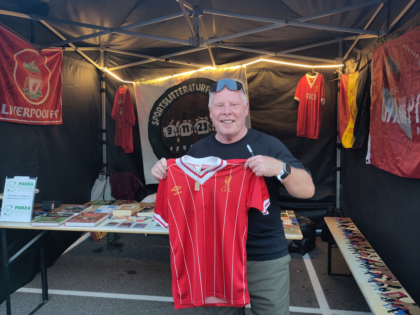 Liverpool drakt 1983-84 hjemme CL signert Sammy Lee