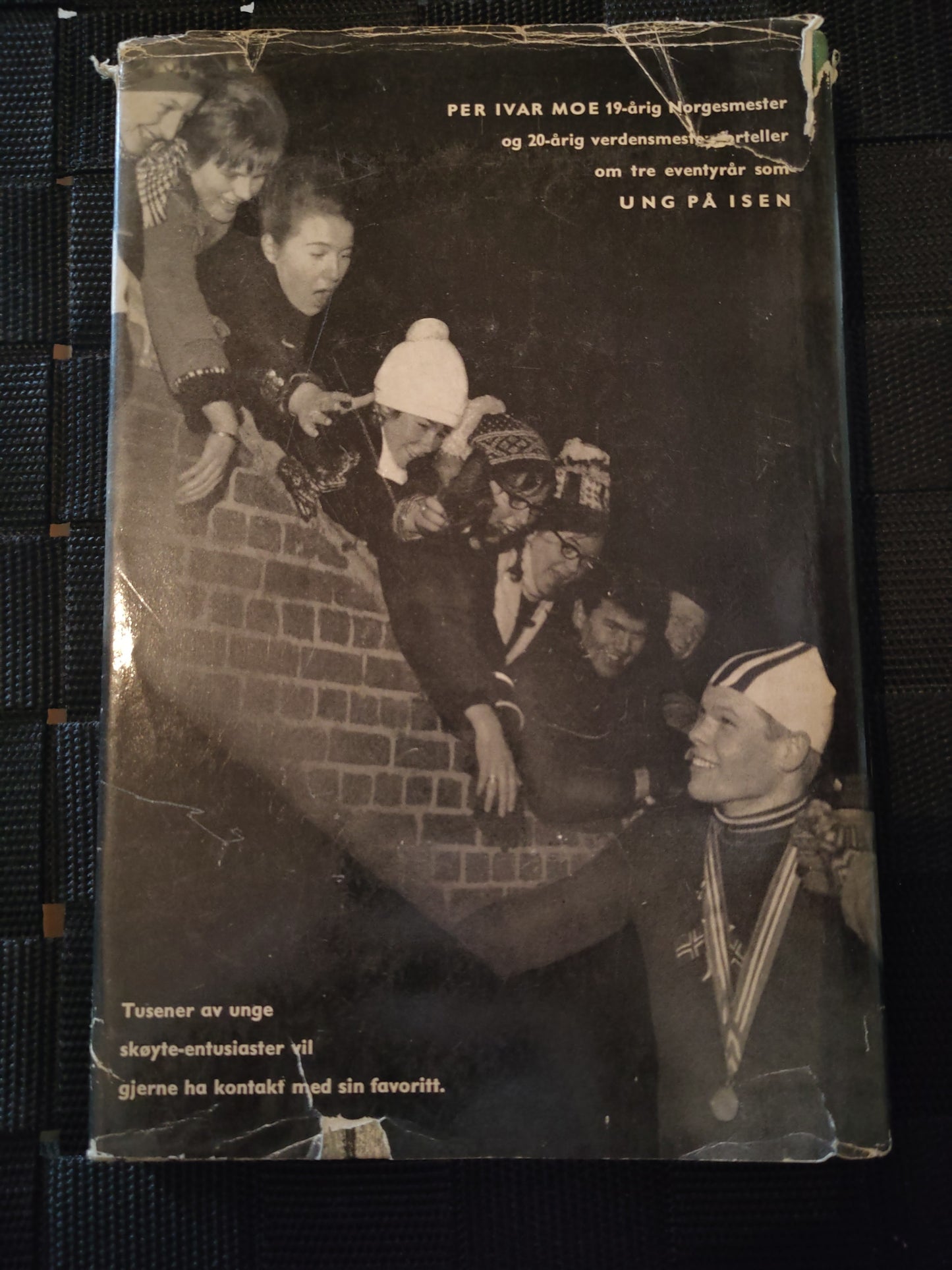 BOK: Ung på isen (Per Ivar Moe)