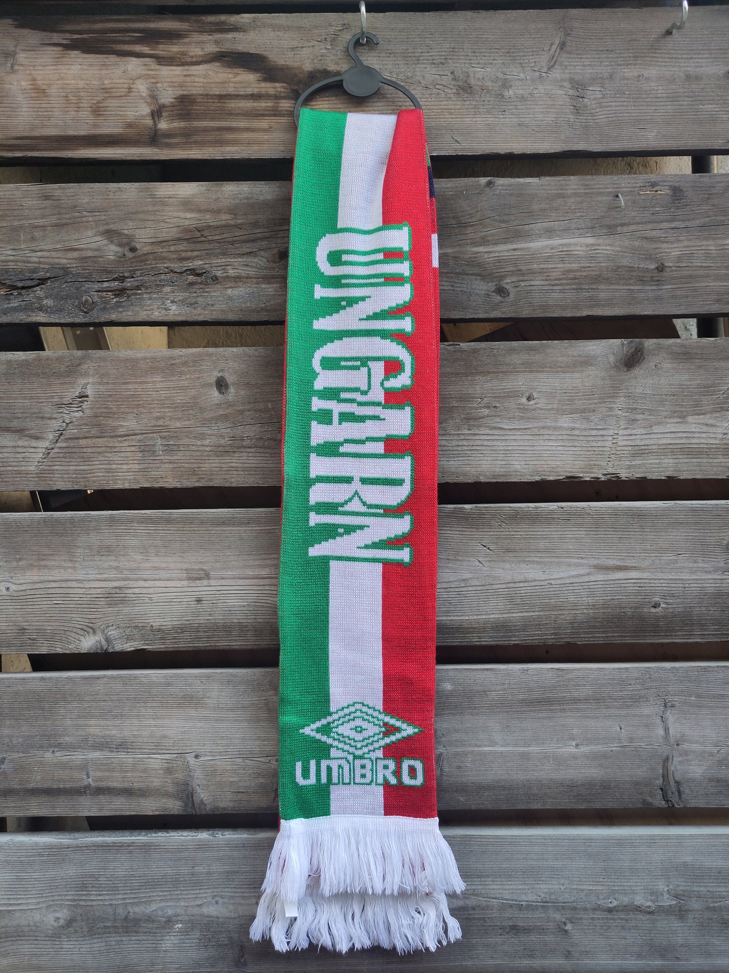 Norge skjerf half&half Ungarn