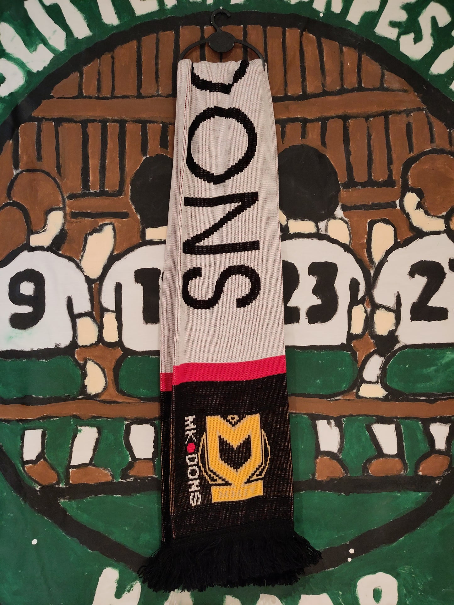 MK Dons skjerf*