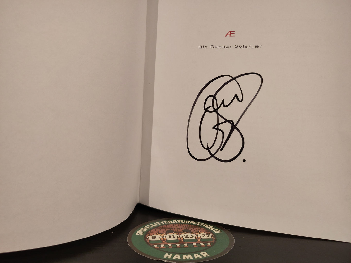 BOOK: Æ - Ole Gunnar Solskjær (Kjetil Siem)