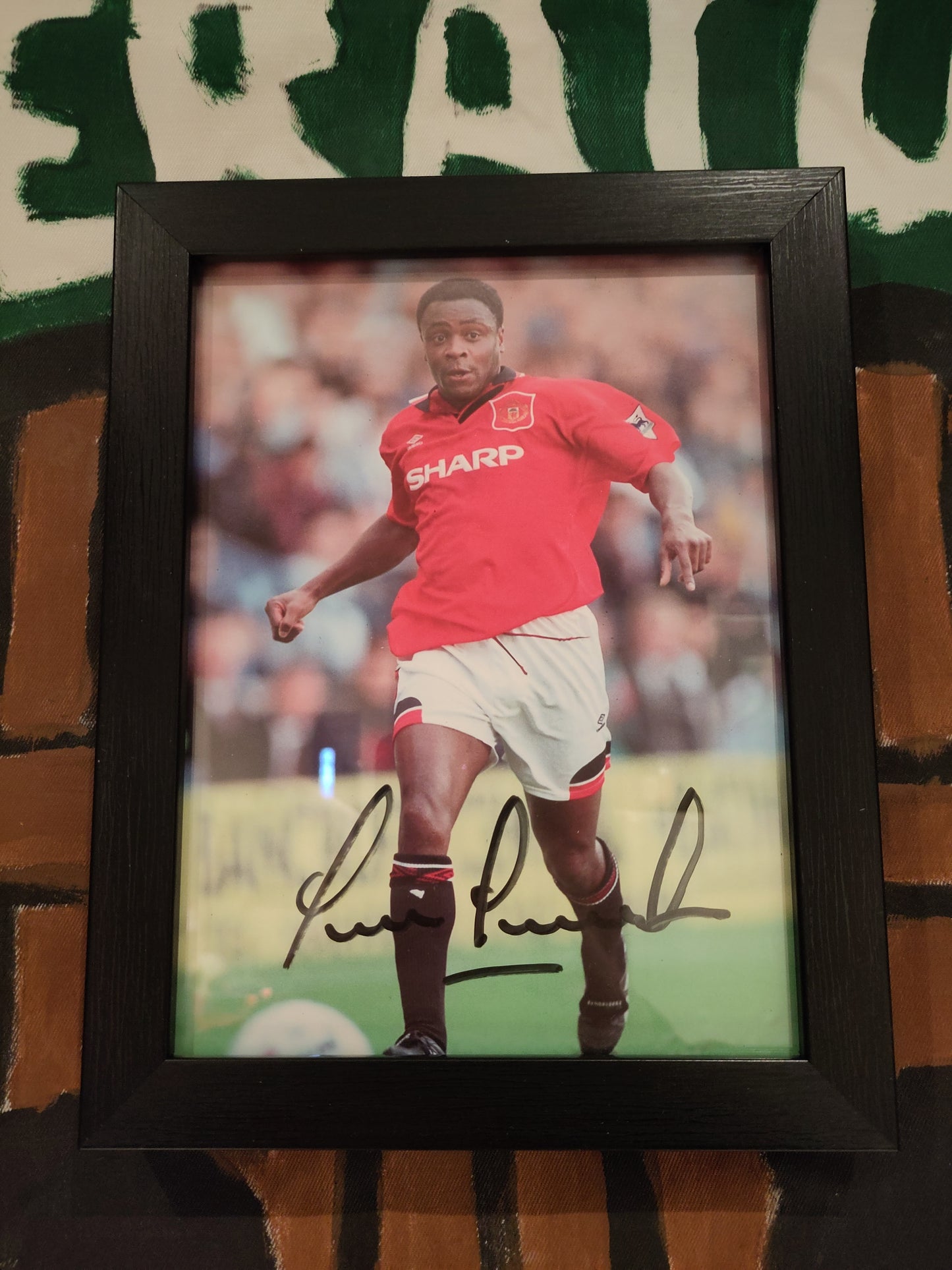 Manchester United bilde Paul Parker signert*