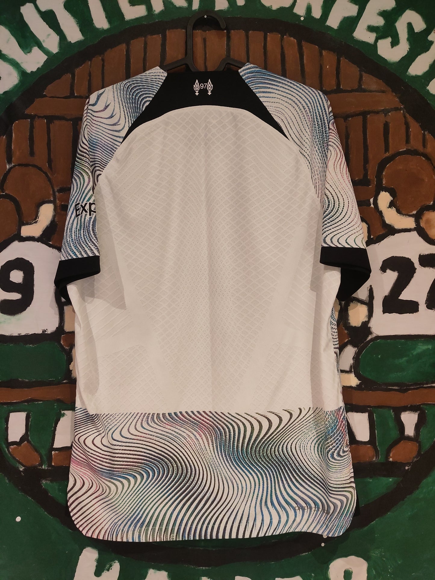 Liverpool drakt 2022-23 borte