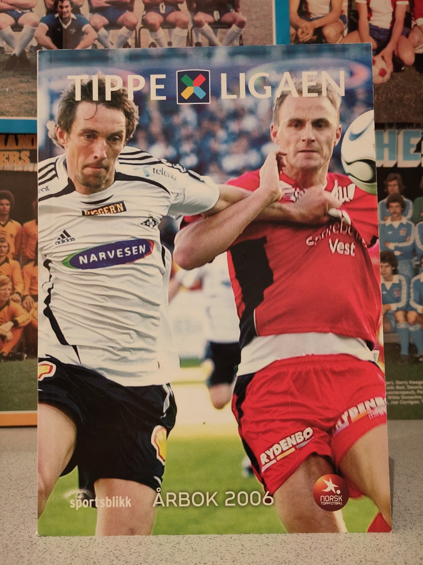 BOK: Tippeligaen - årbok 2006