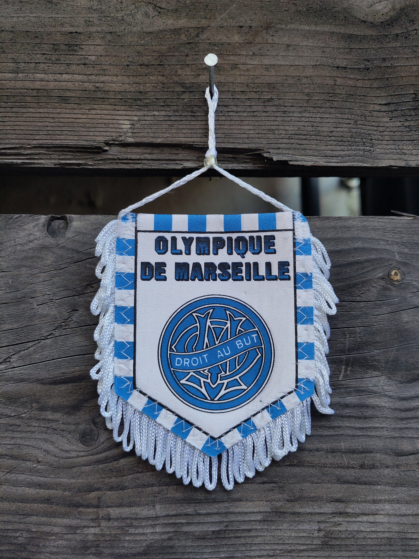 Marseille pennant small
