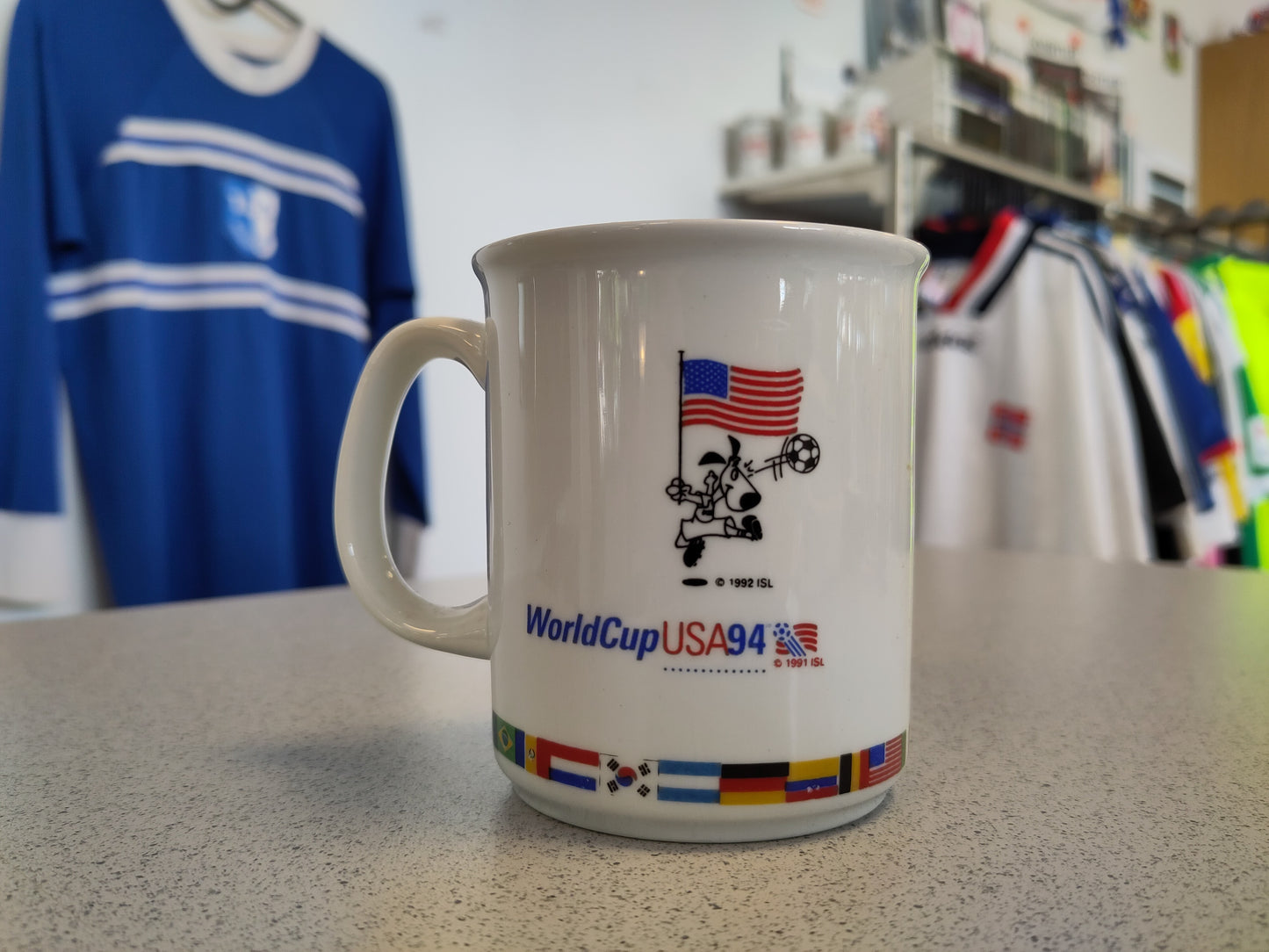 World Cup 1994 USA mug Striker