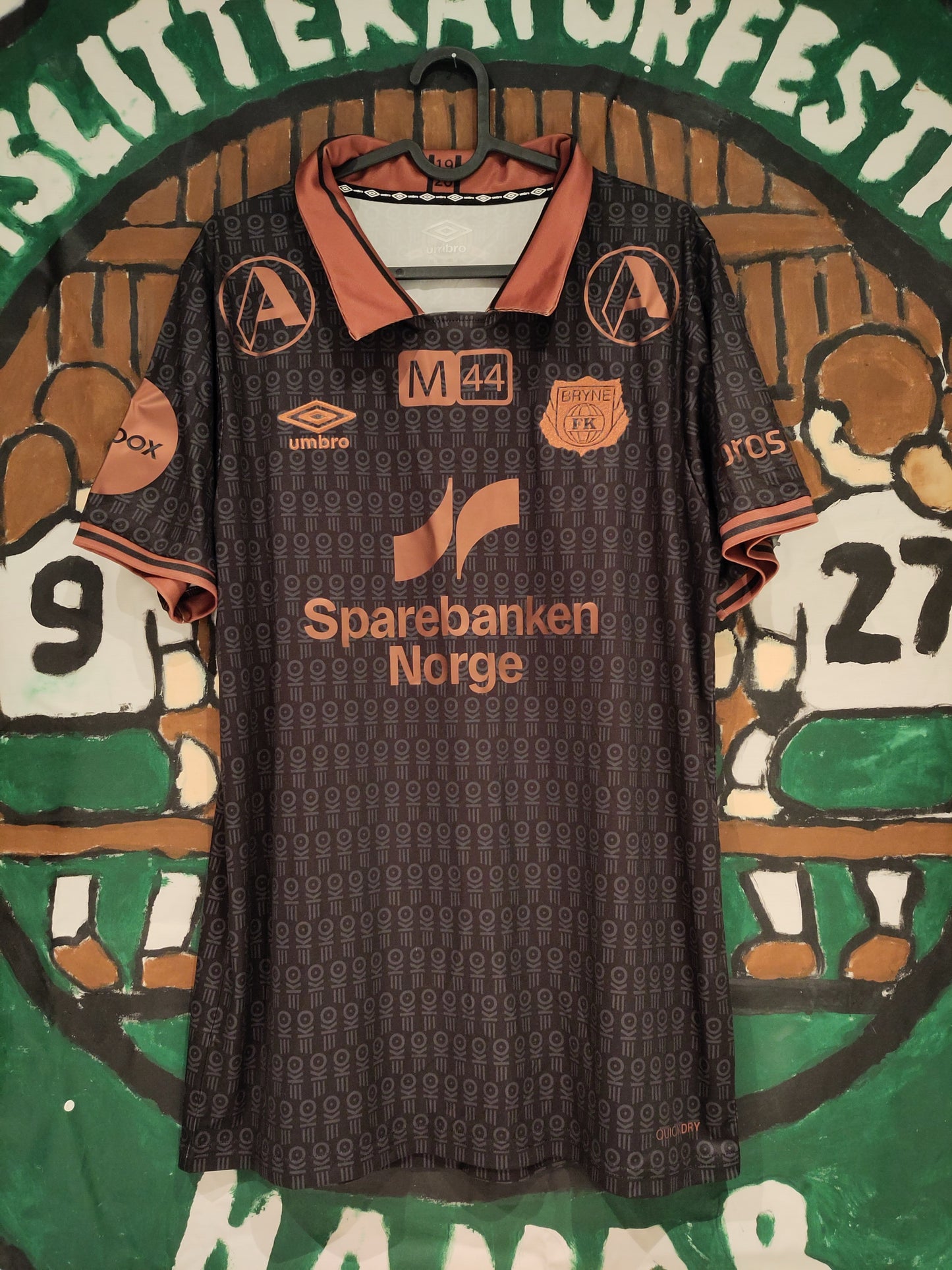 Bryne drakt 2025 tredje Kaizers Orchestra