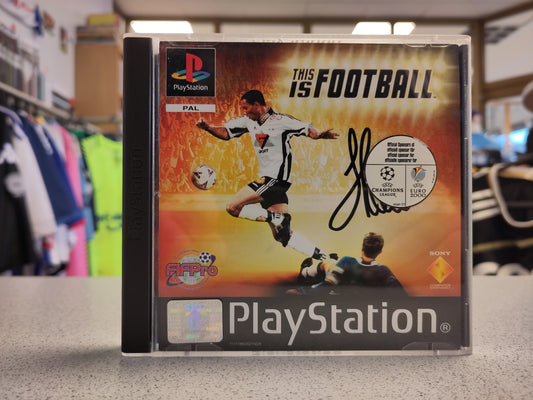 This is Football PS1-spill RBK/Carew edition signert