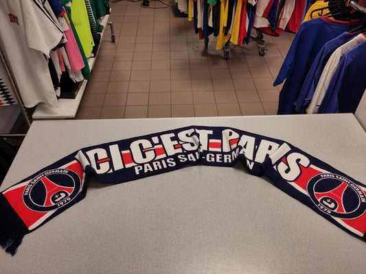 Paris Saint-Germain scarf