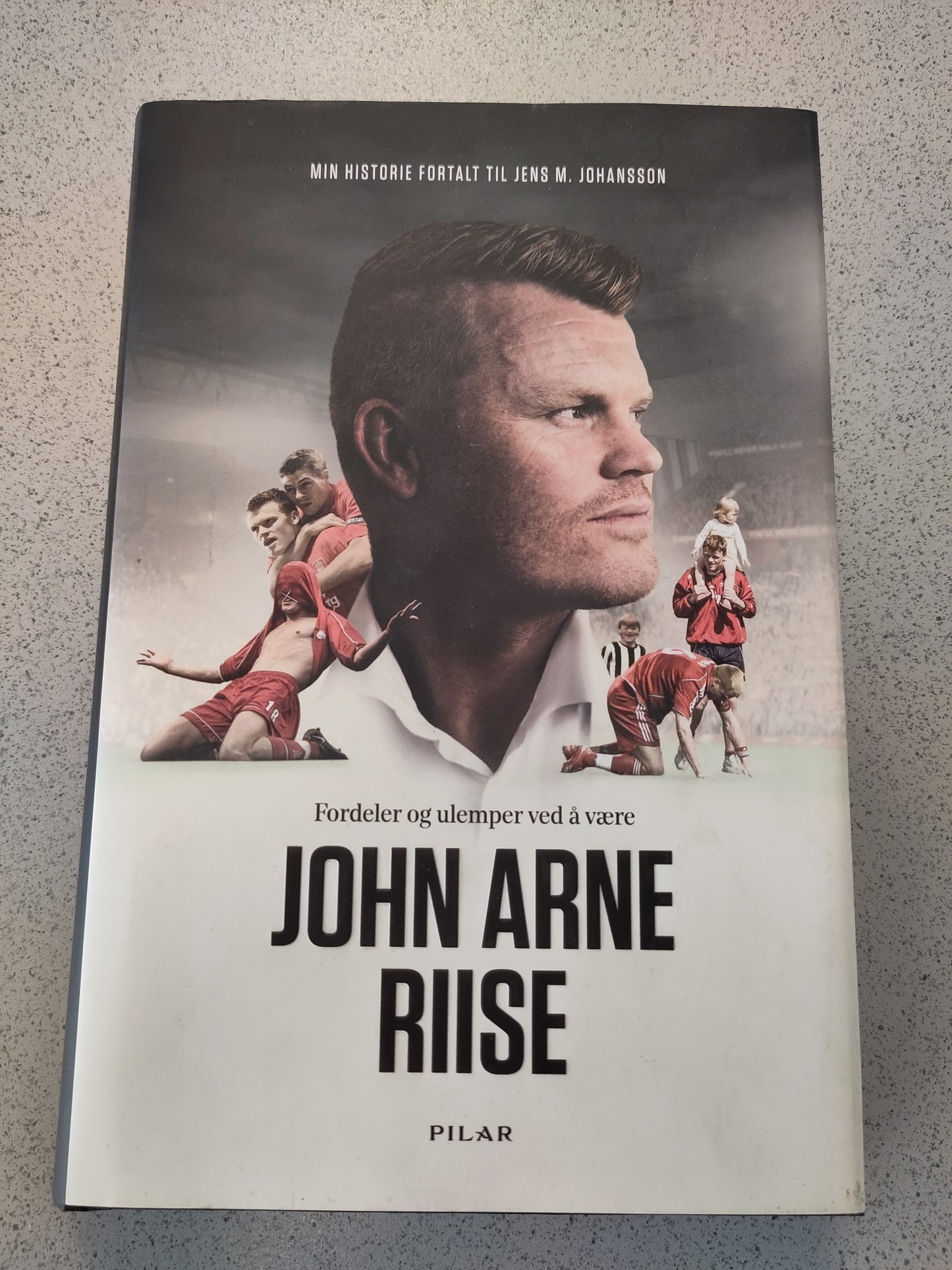 BOK: Fordeler og ulemper ved å være John Arne Riise (Riise/Johansson)