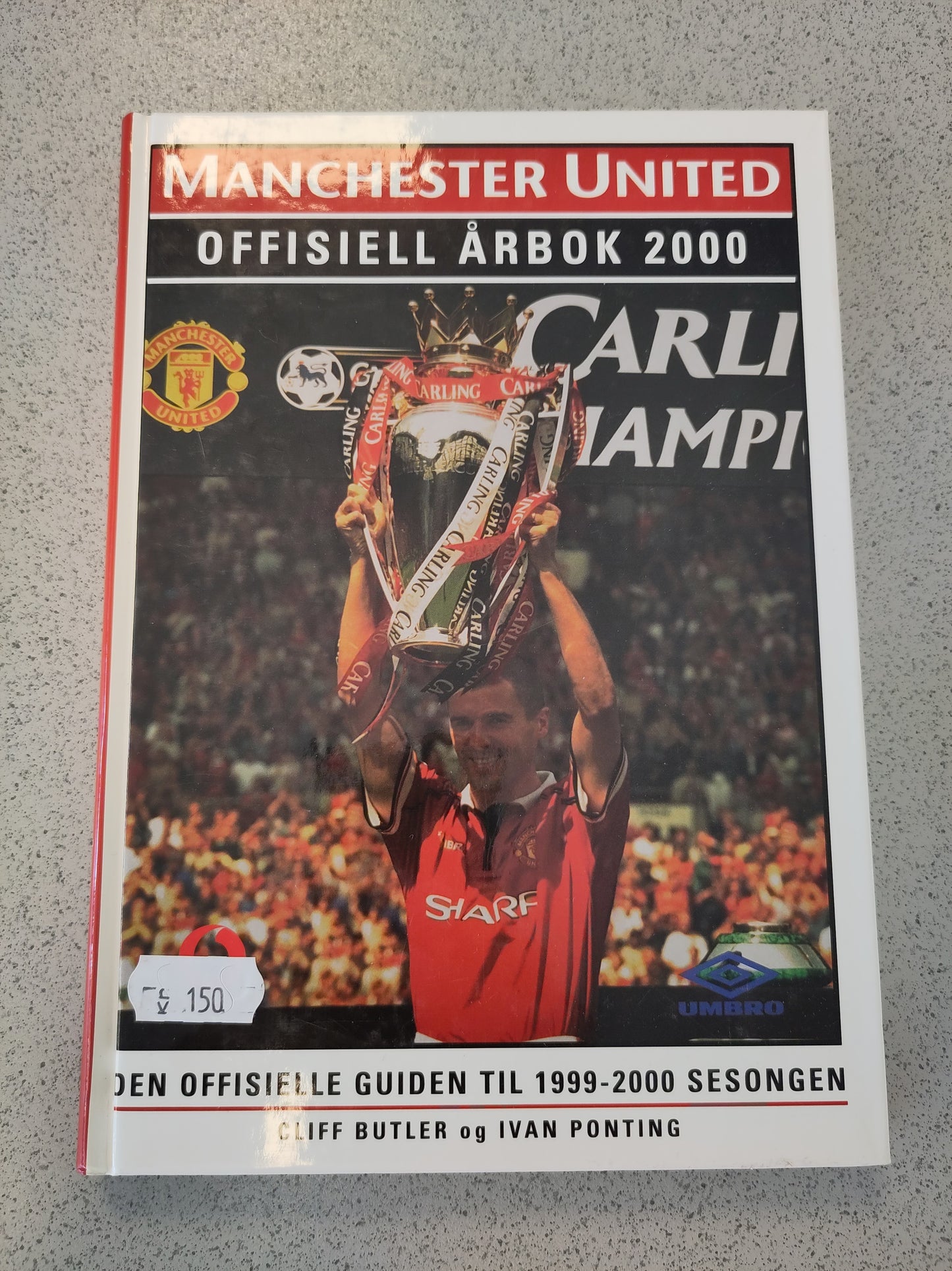 BOK: Manchester United offisiell årbok 2000 (Butler/Ponting)