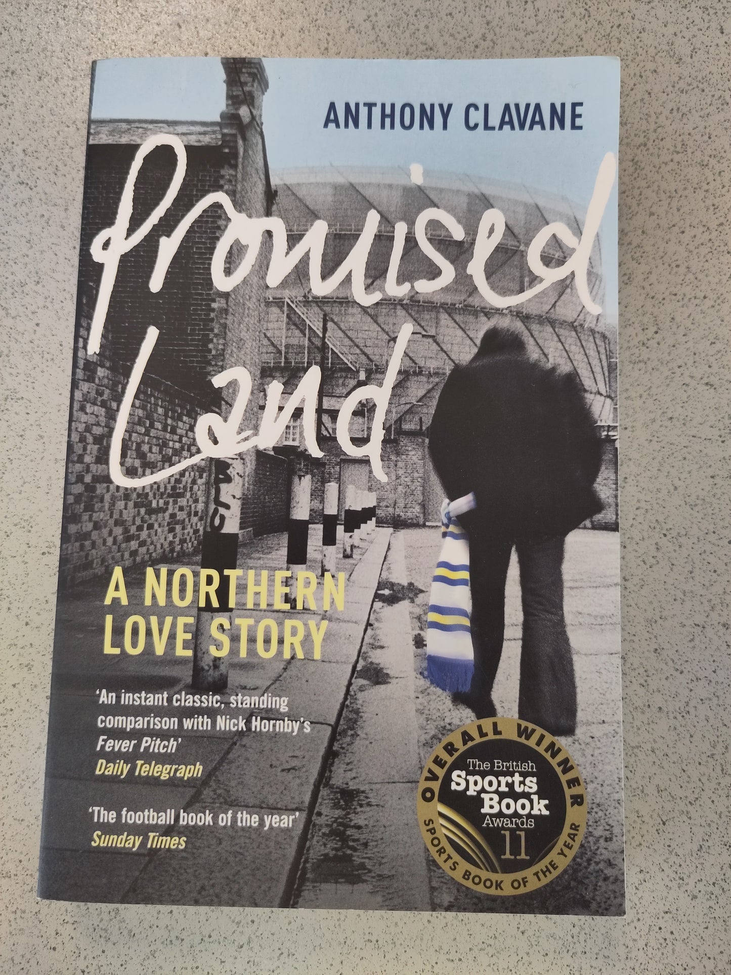 BOK: Promised Land - A Northern Love Story (Clavane)