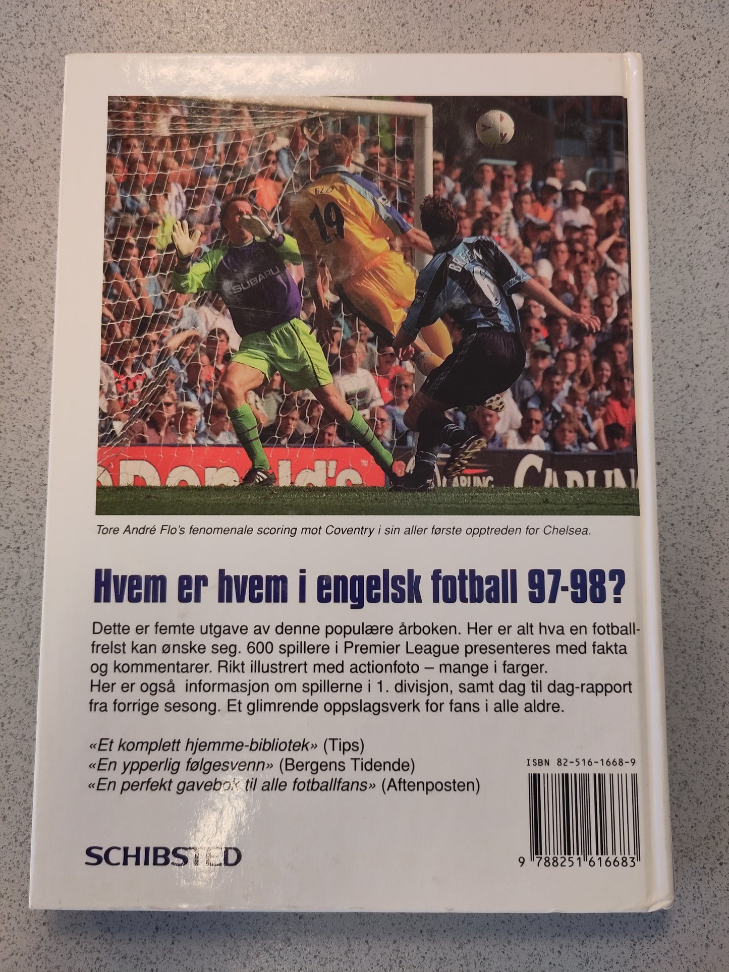 BOK: Hvem er hvem i engelsk fotball 97-98 (VG)