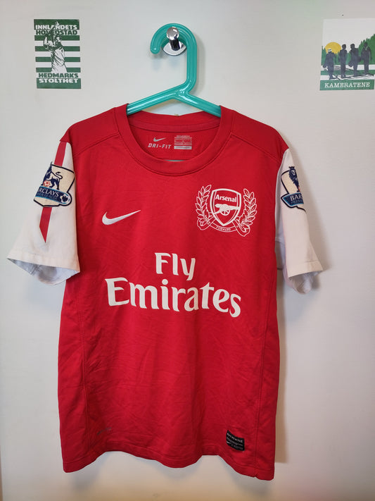 Arsenal shirt 2011-12 home Arteta kids