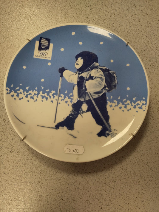 Olympics 1994 Lillehammer plate boy skiing