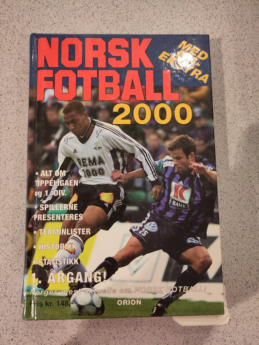 BOK: Norsk Fotball 2000