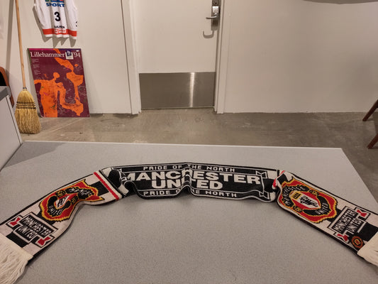 Manchester United scarf v12