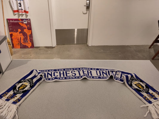 Manchester United scarf v13