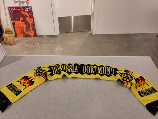 Borussia Dortmund scarf v2