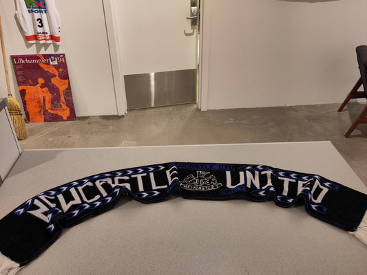 Newcastle skjerf v3