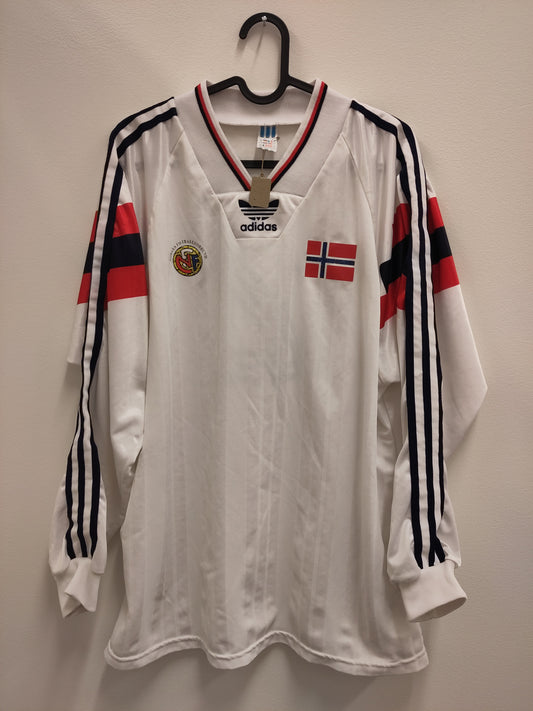 Norge drakt 1992 borte