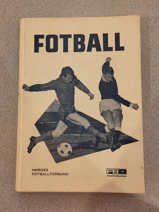 BOK: Fotballkurs/brevkurs Norges Fotballforbund 1969 (Odd Gulbrandsen)