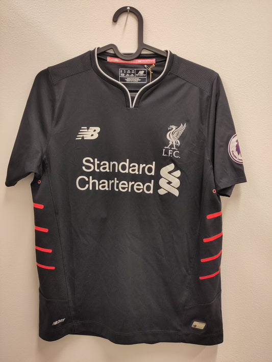 Liverpool kit 2016-17 away Coutinho children w/ PL patch