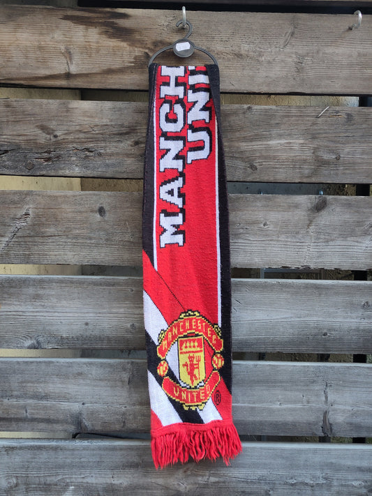 Manchester United scarf v16 (worn)