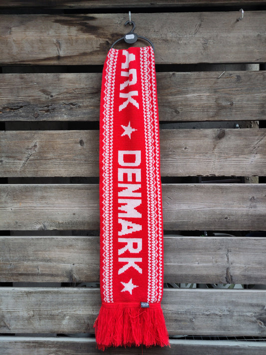 Denmark scarf v1