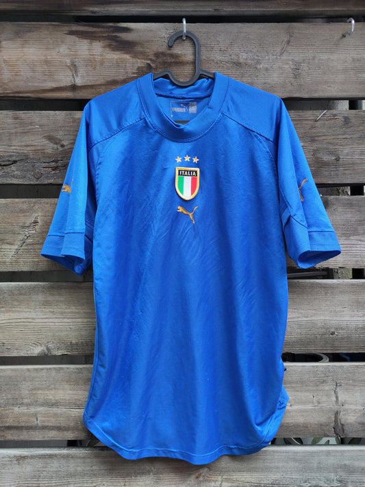 Italy home kit 2004