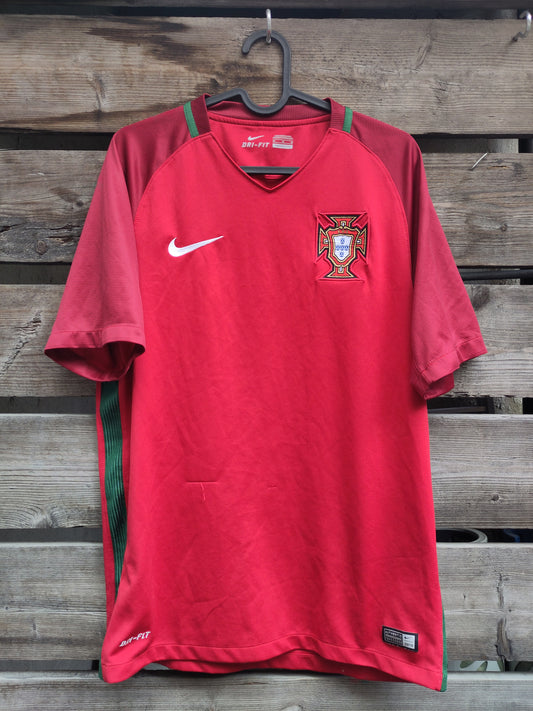 Portugal home kit 2016