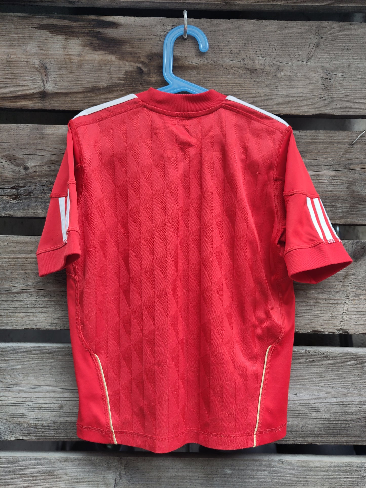 Liverpool shirt 2010-12 home kids