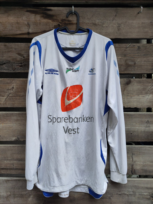 Haugesund kit (approx.) 2009 home