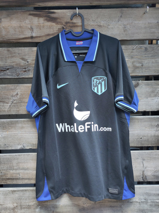 Atletico Madrid away shirt 2022-23
