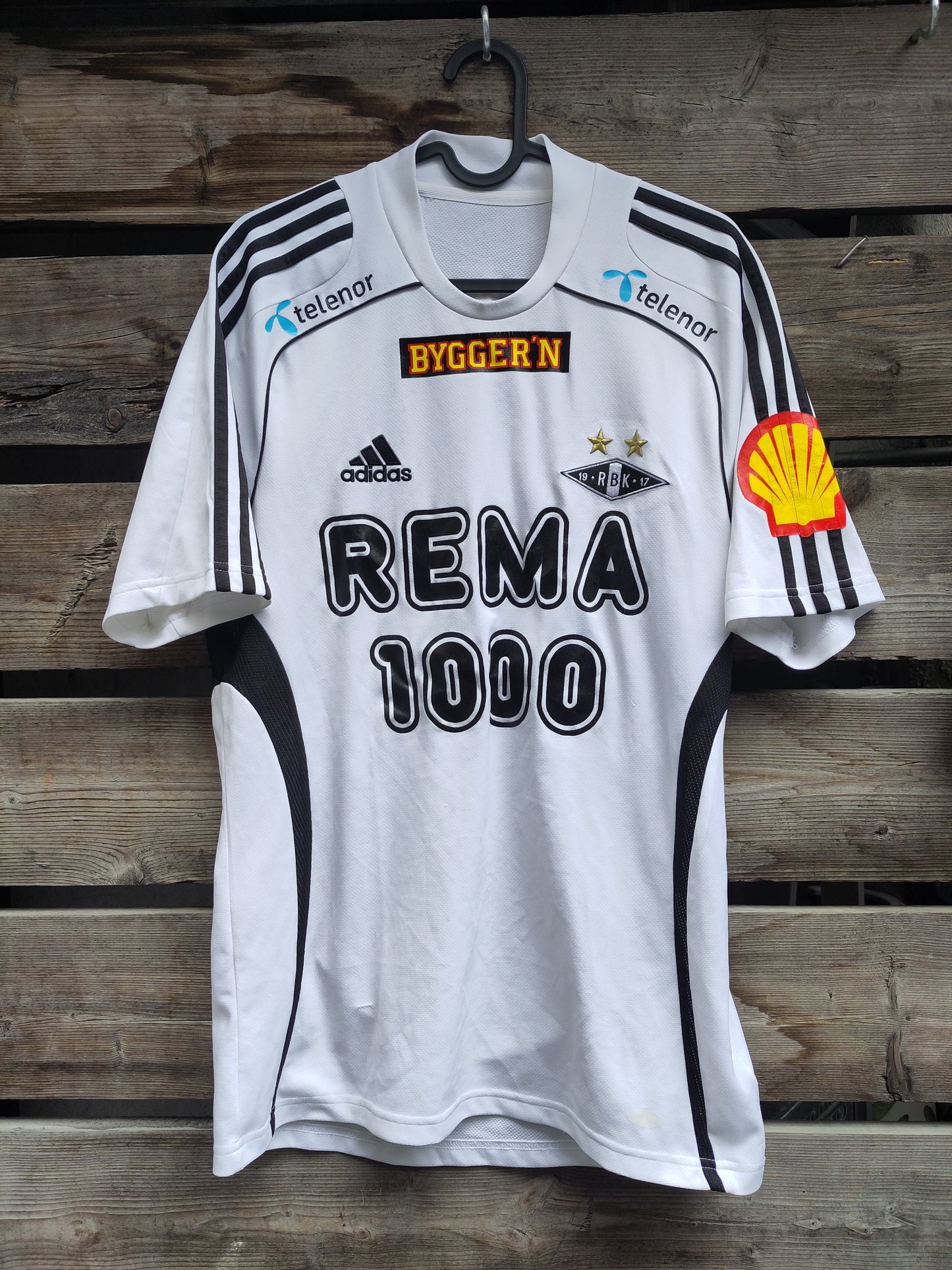 Rosenborg drakt 2008-09 hjemme (m/ shorts)