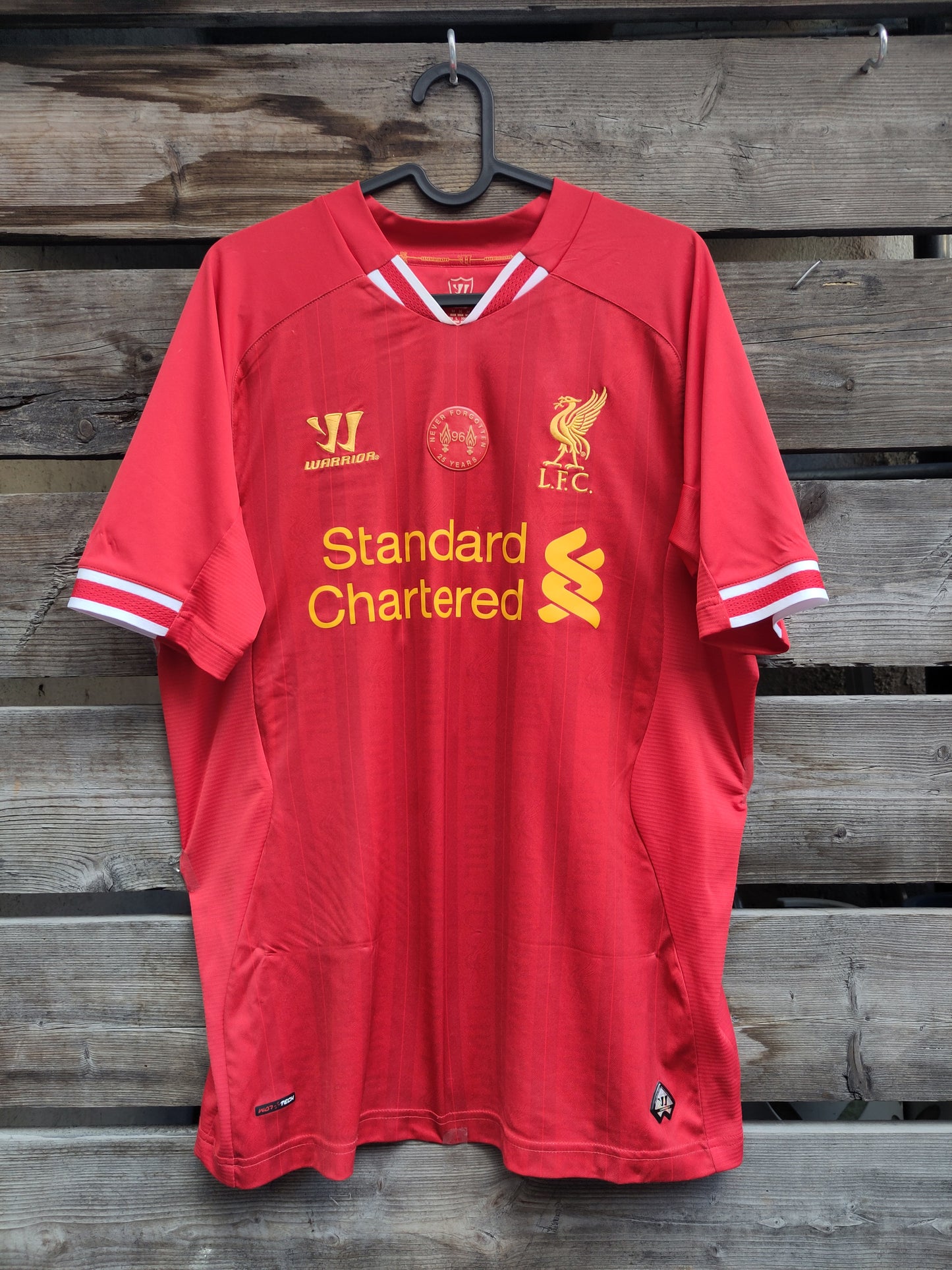 Liverpool drakt 2013-14 hjemme Justice 96/Hillsborough 25 years