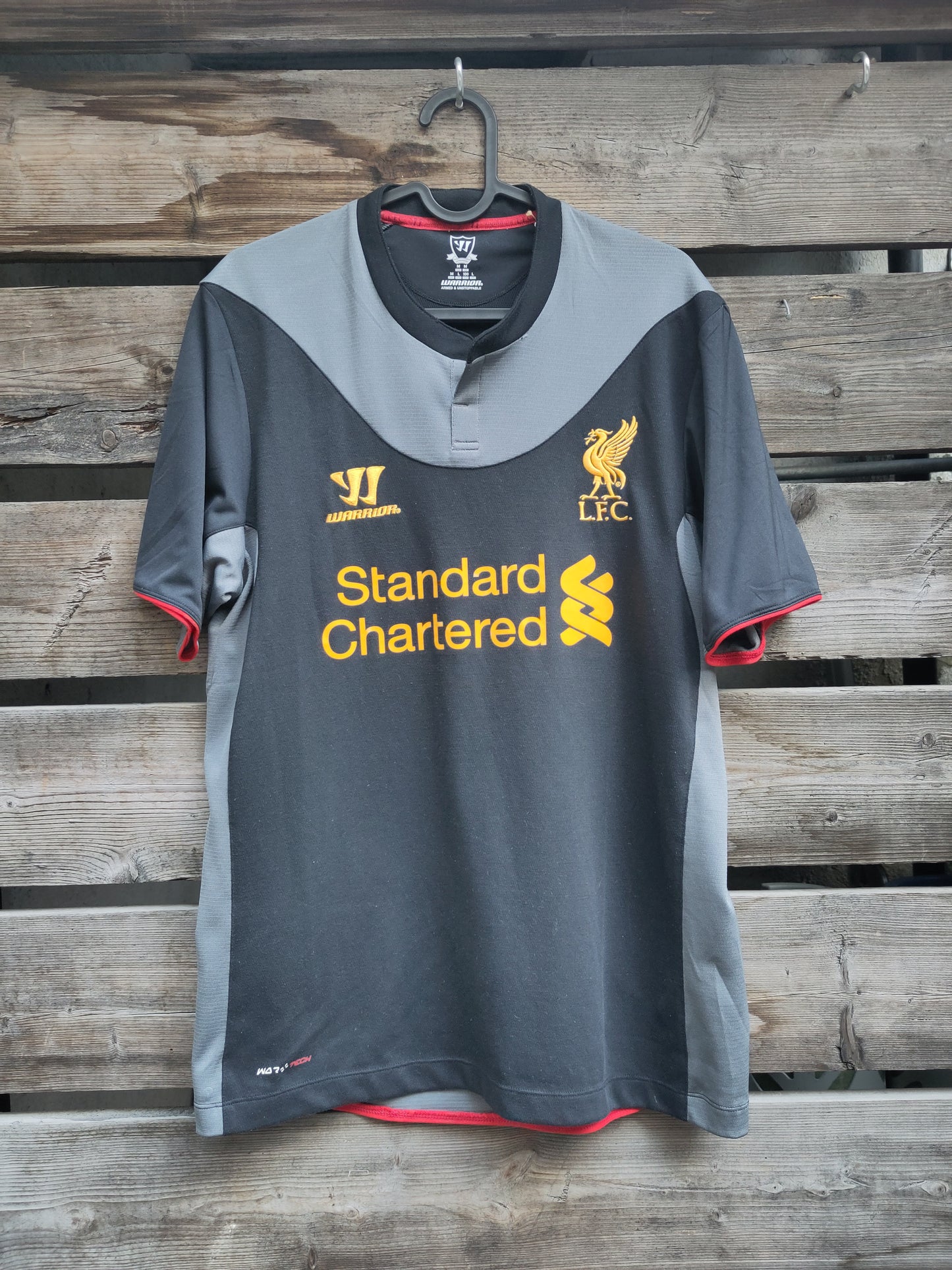 Liverpool drakt 2012-13 borte