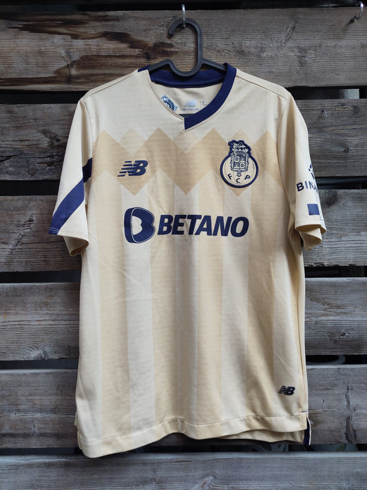 Porto away kit 2023-24 (w/ shorts)