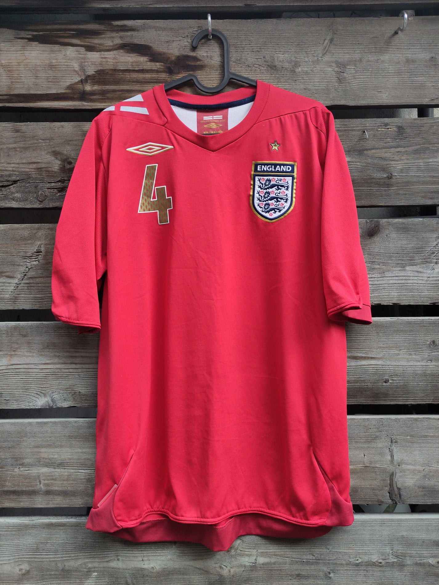 england-drakt-2006-borte-gerrard-forza-hamar